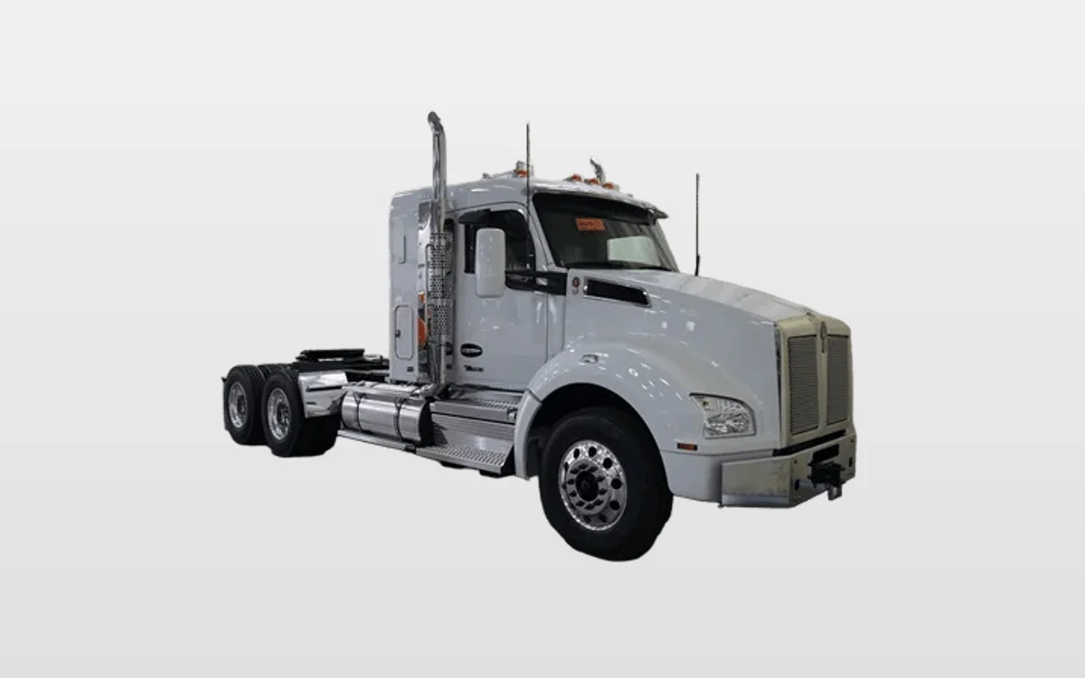2027 Kenworth T880 - image 1