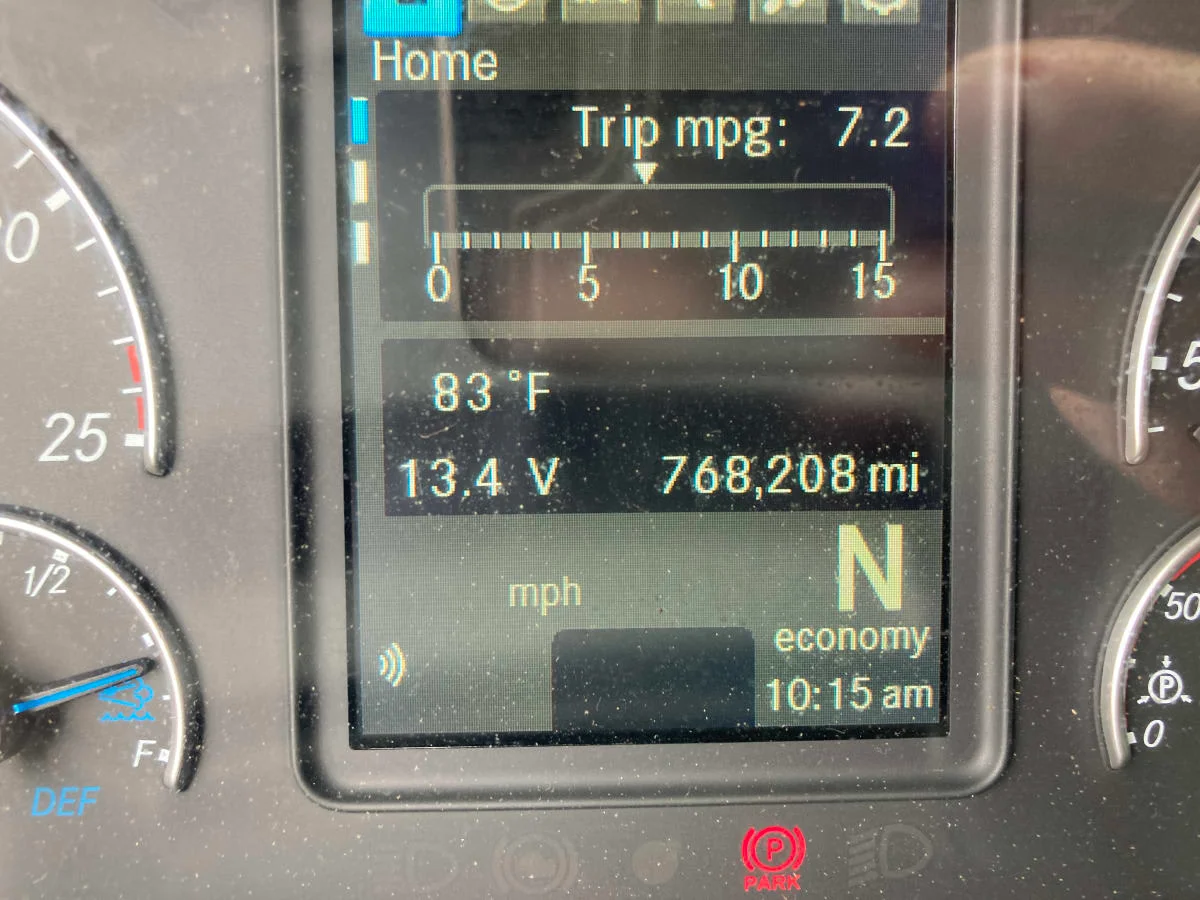 2021 Freightliner Cascadia in Springfield, MA — photo 16