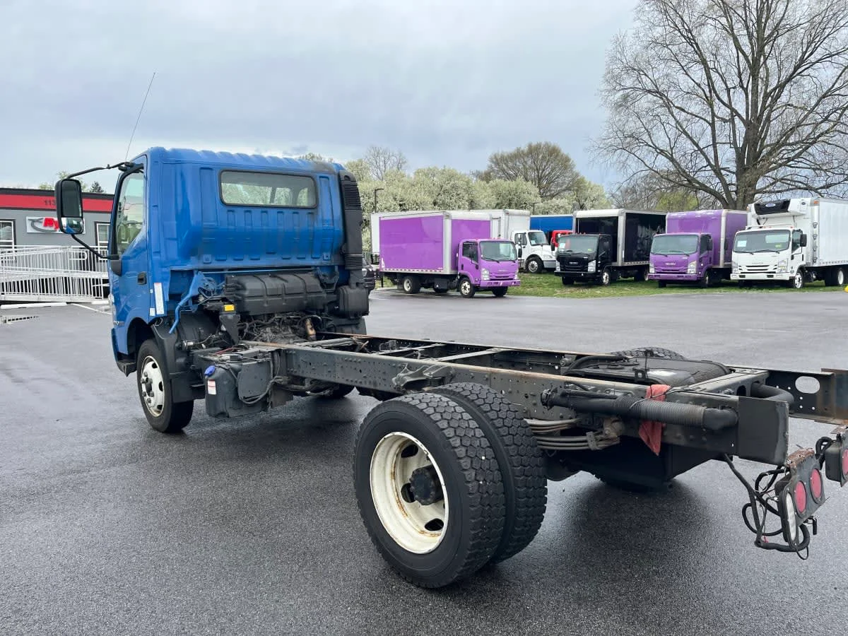 2019 Hino 195 in Beltsville, MD — photo 6