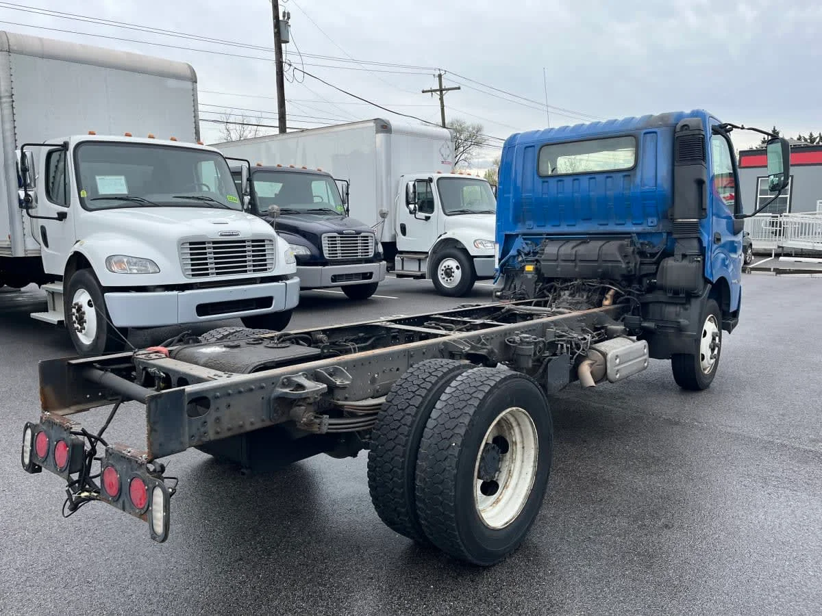 2019 Hino 195 in Beltsville, MD — photo 4