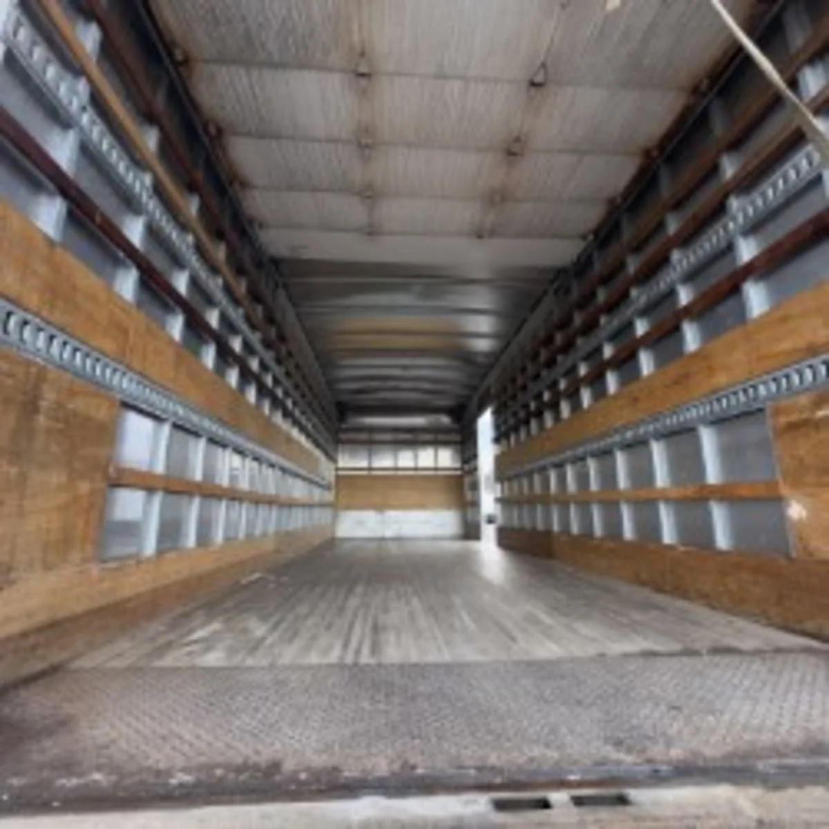 2015 Freightliner M2 106 in Syracuse, NY — photo 8