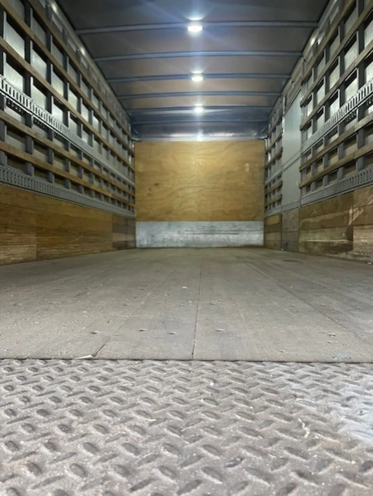 2017 Freightliner M2 106 - image 8