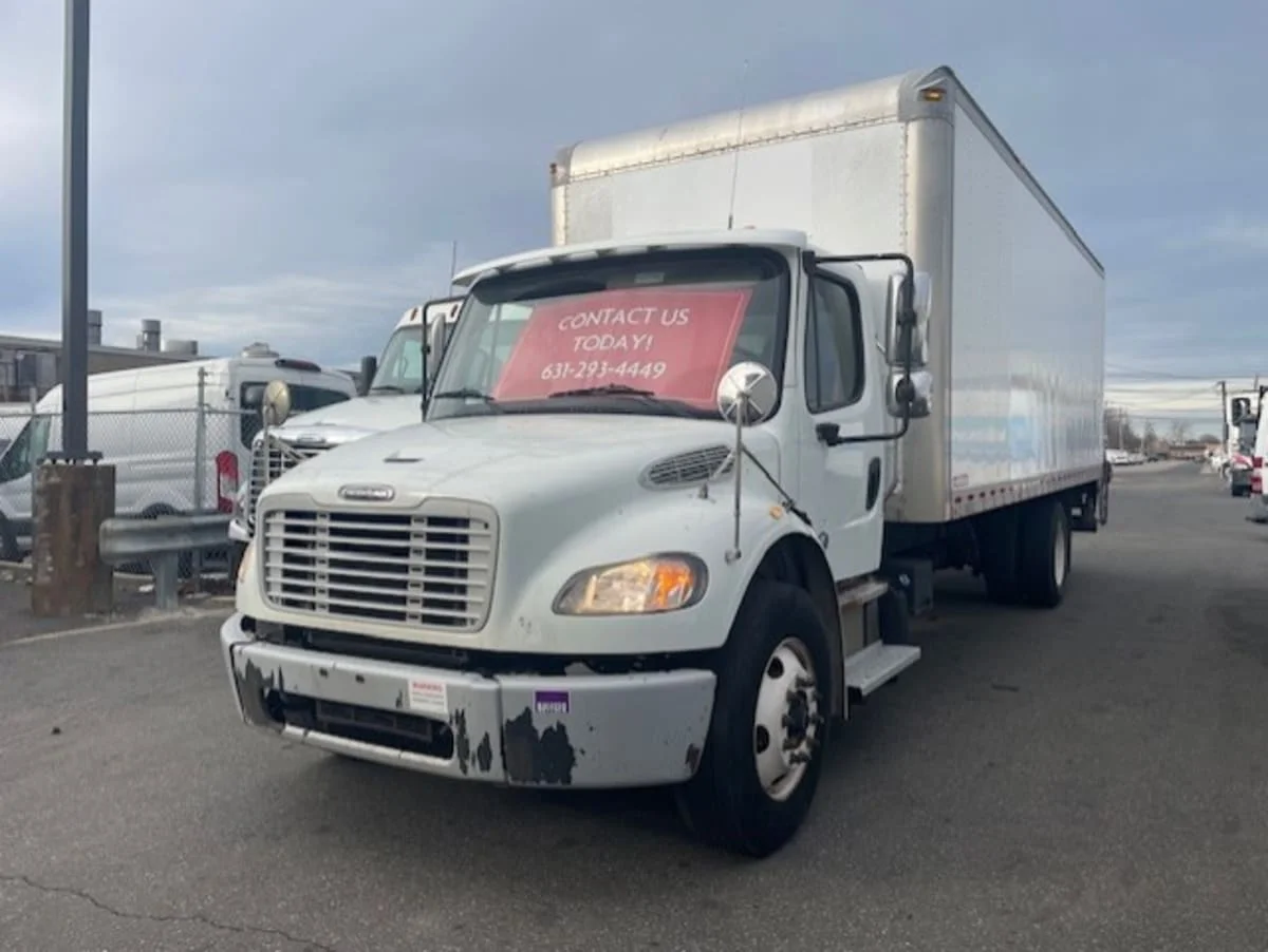 2017 Freightliner M2 106 in Farmingdale, NY