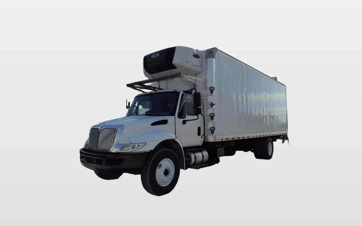 2018 International 4300 - image 1