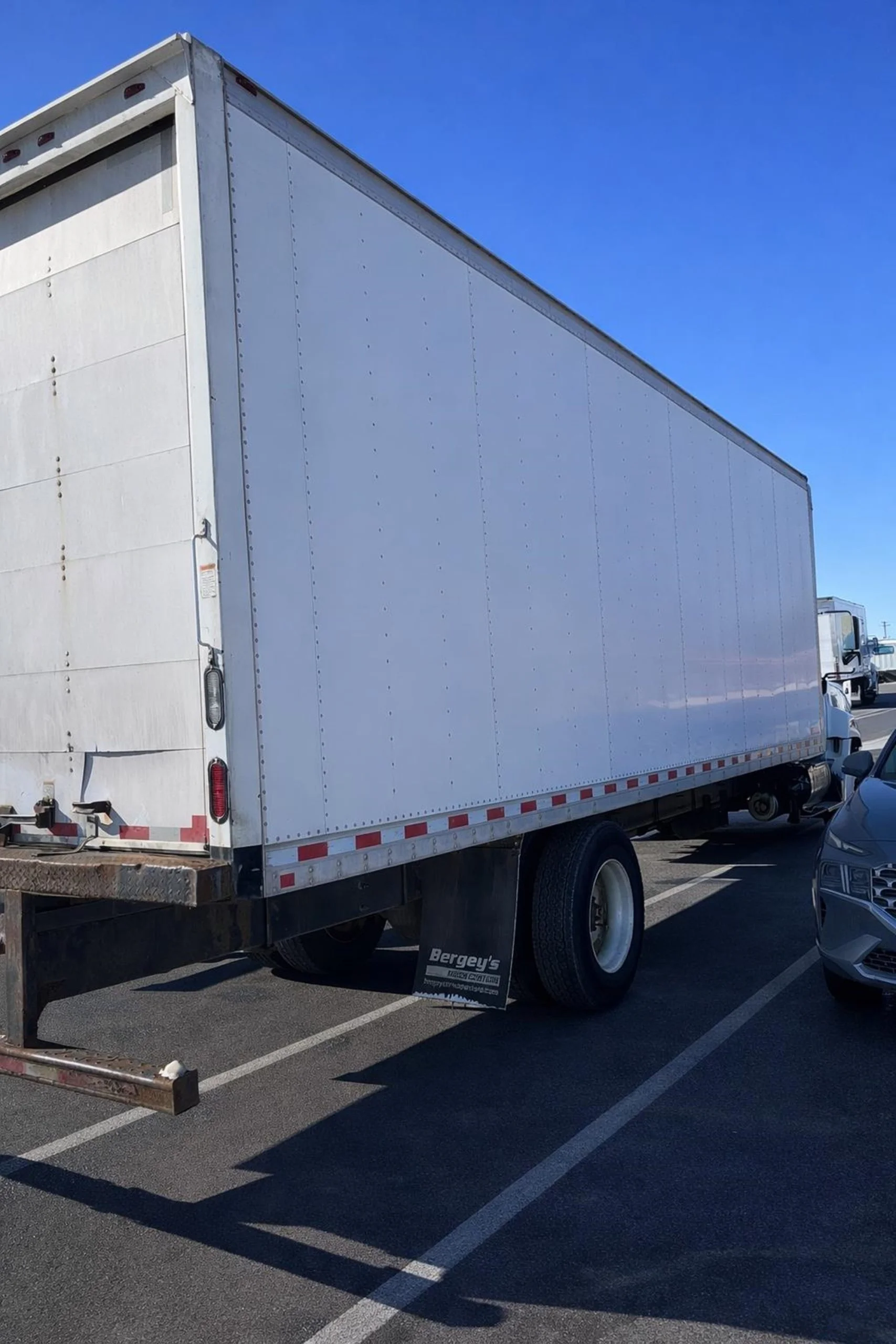 2015 Hino 268 in Pennsauken, NJ — photo 3