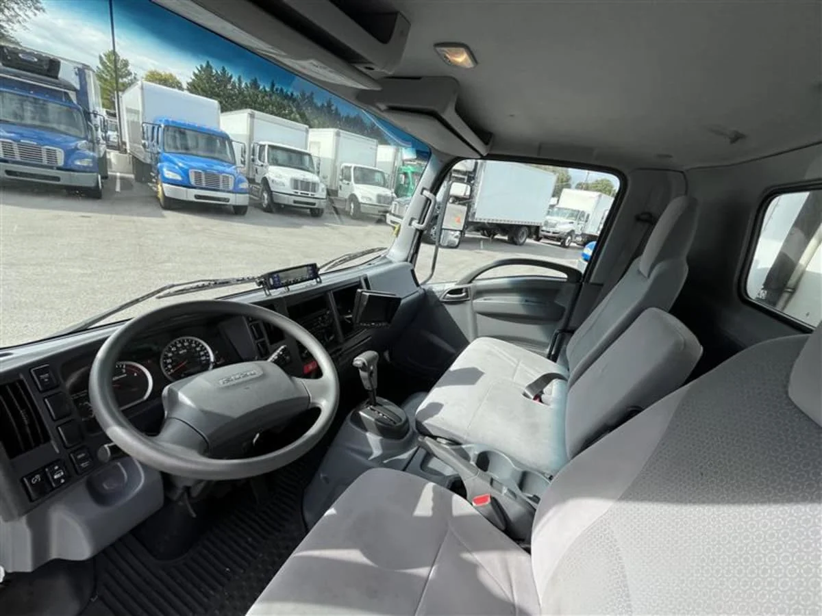 2020 Isuzu NQR in Beltsville, MD — photo 8