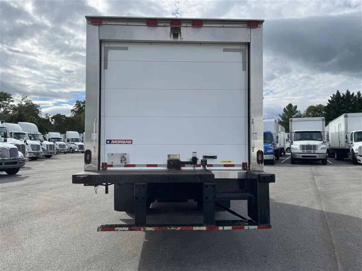 2020 Isuzu NQR - image 5