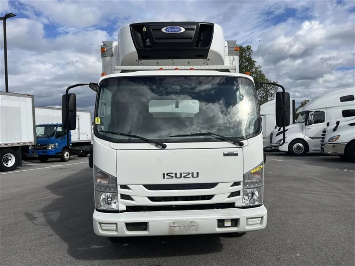 2020 Isuzu NQR in Beltsville, MD — photo 2
