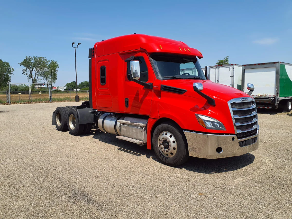 2019 Freightliner Cascadia in Wayland, MI — photo 3