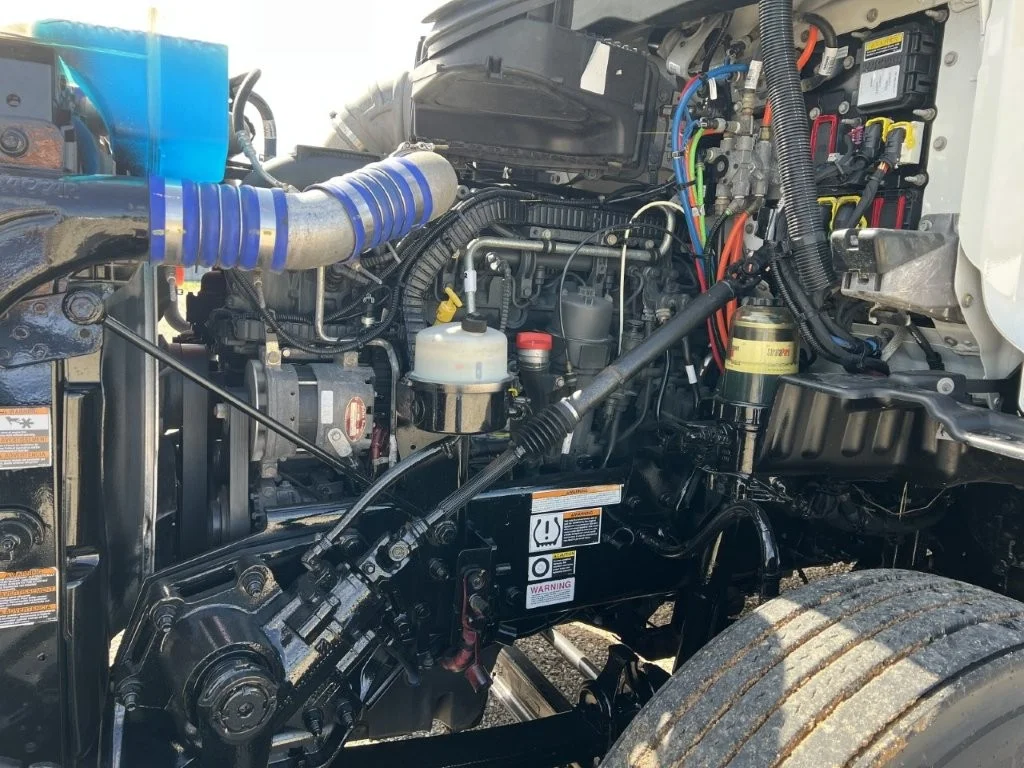 2021 Peterbilt 579 in Hattiesburg, MS — photo 9