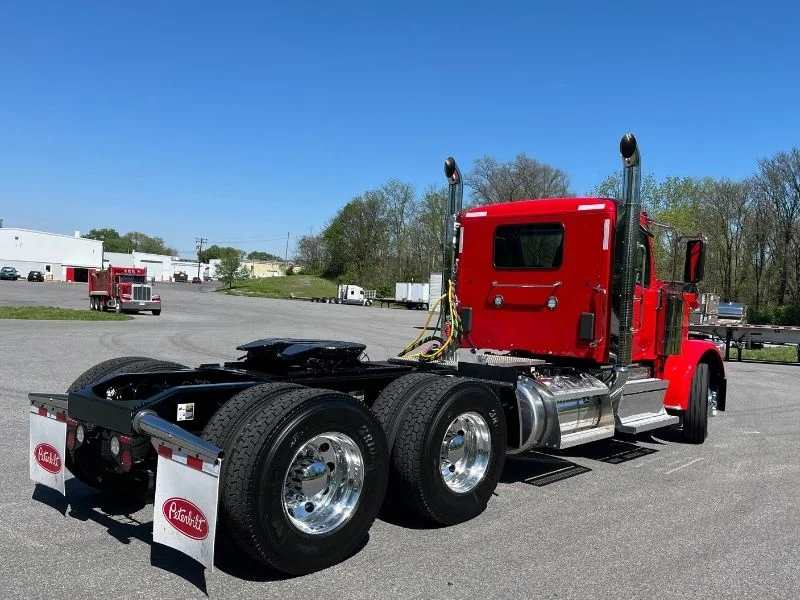 2027 Peterbilt 589 in Hagerstown, MD — photo 7