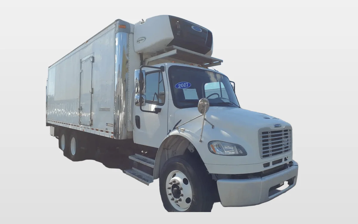 2017 Freightliner M2 106 - image 1