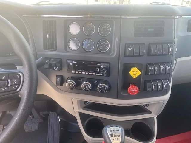 2027 Peterbilt 567 in Eau Claire, PA — photo 10