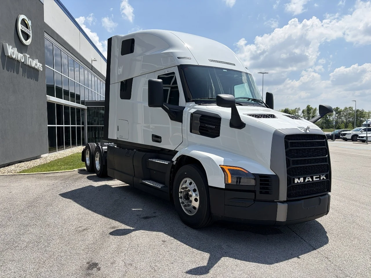 2026 Mack Pioneer in Indianapolis, IN — photo 3