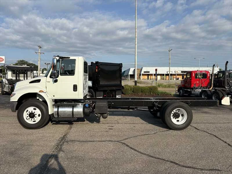2019 International 4300 in Memphis, TN — photo 2