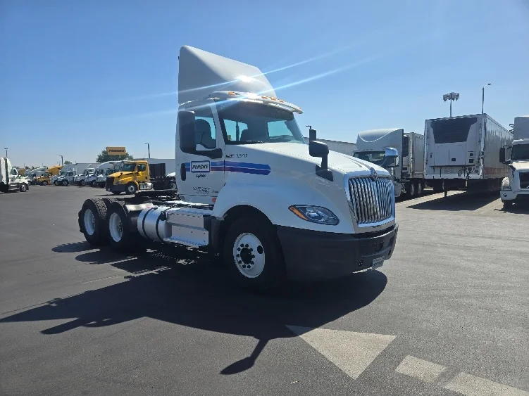 2019 International LT in Stockton, CA