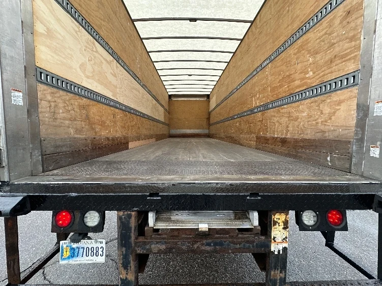 2020 International MV - image 9