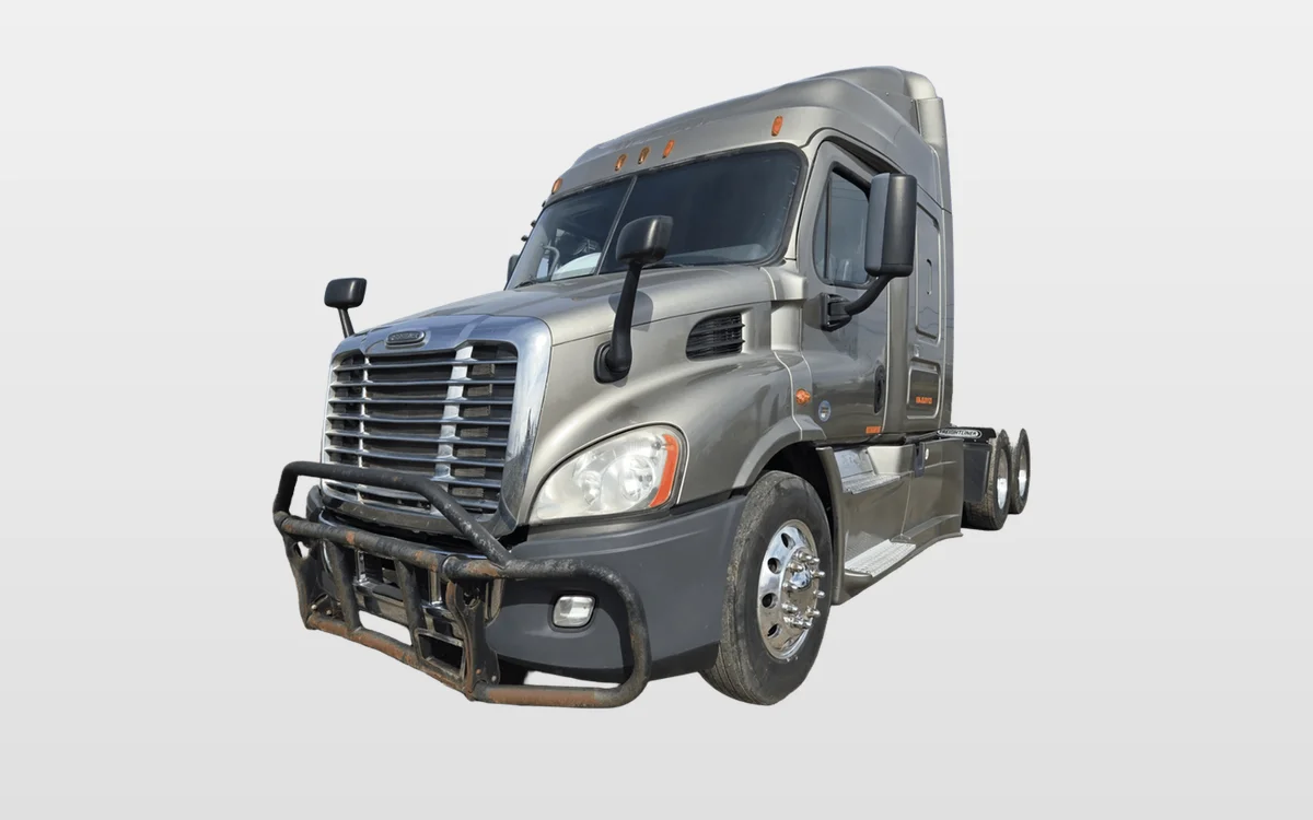 2018 FREIGHTLINER CASCADIA 113SLP - image 1
