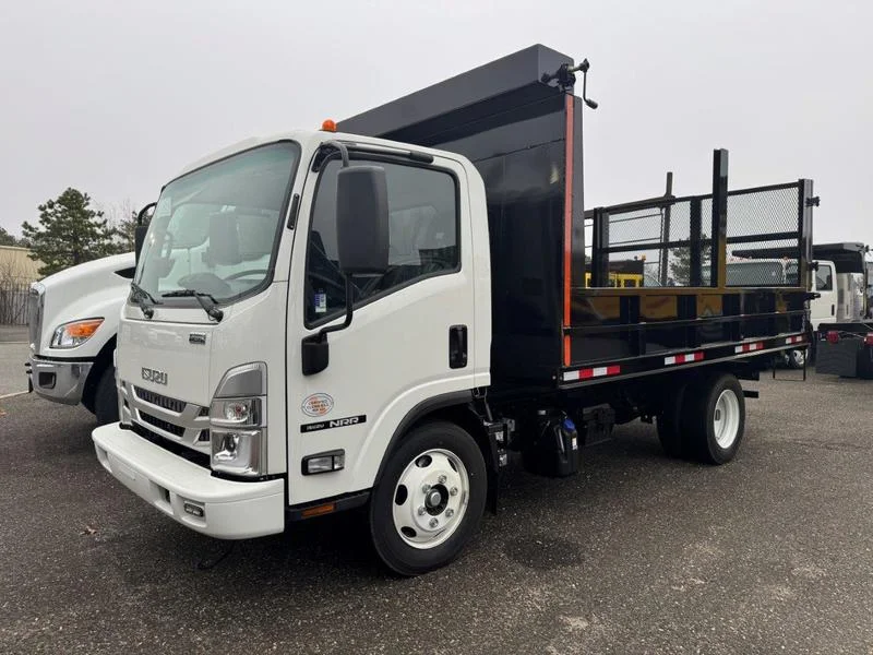 2024 Isuzu NRR