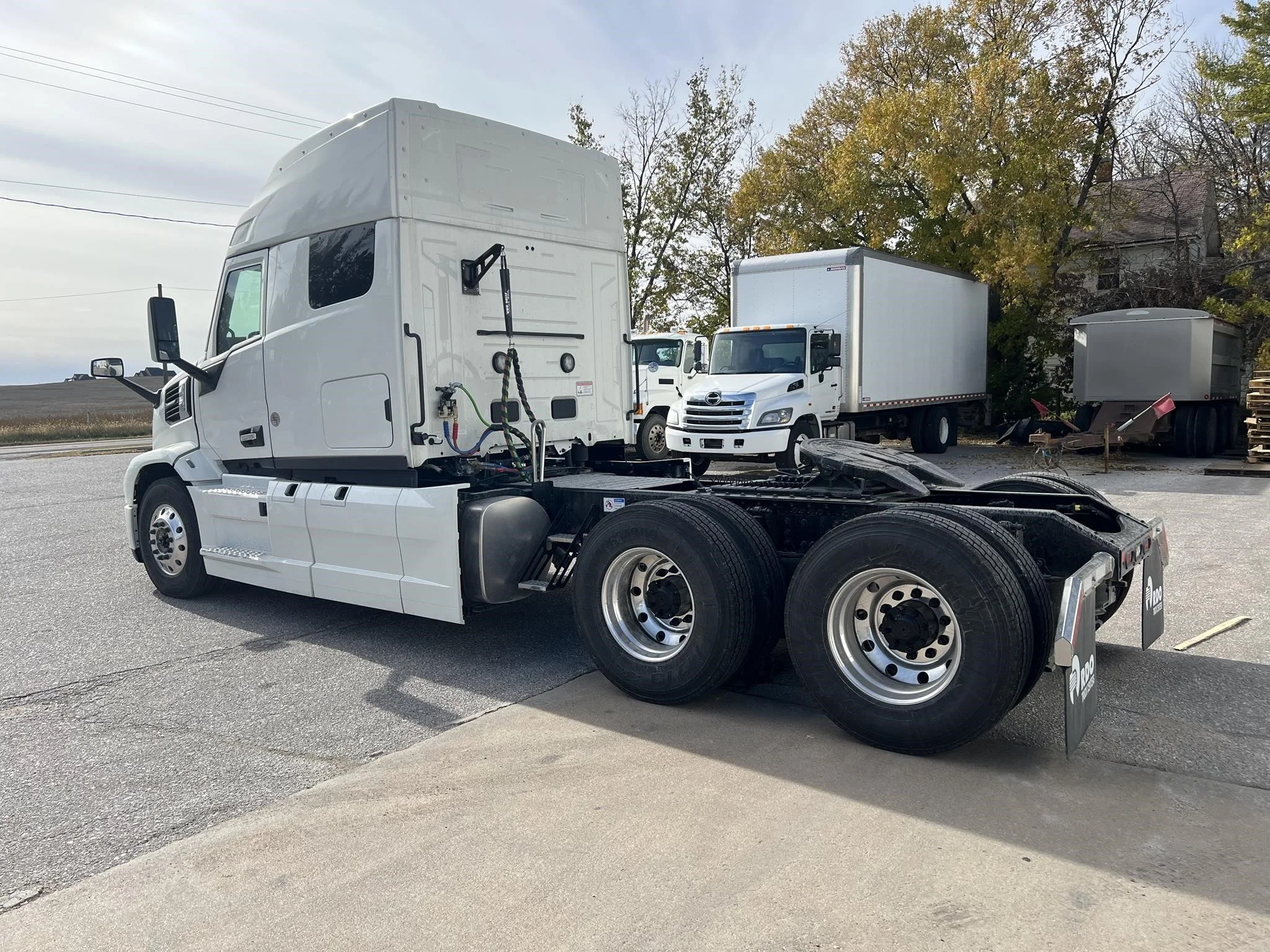 2026 Mack Pioneer — photo 3