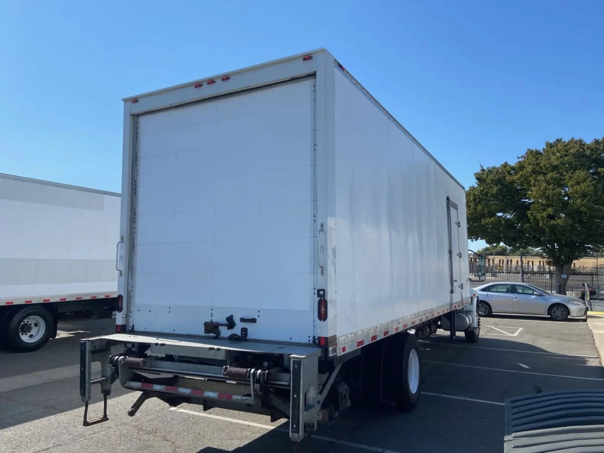 2020 International MV in San Diego, CA — photo 4