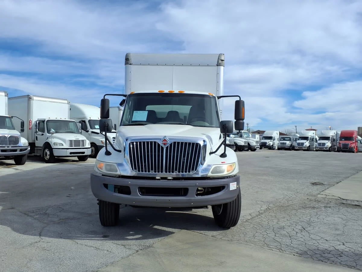 2019 International 4300 in Fort Worth, TX — photo 2