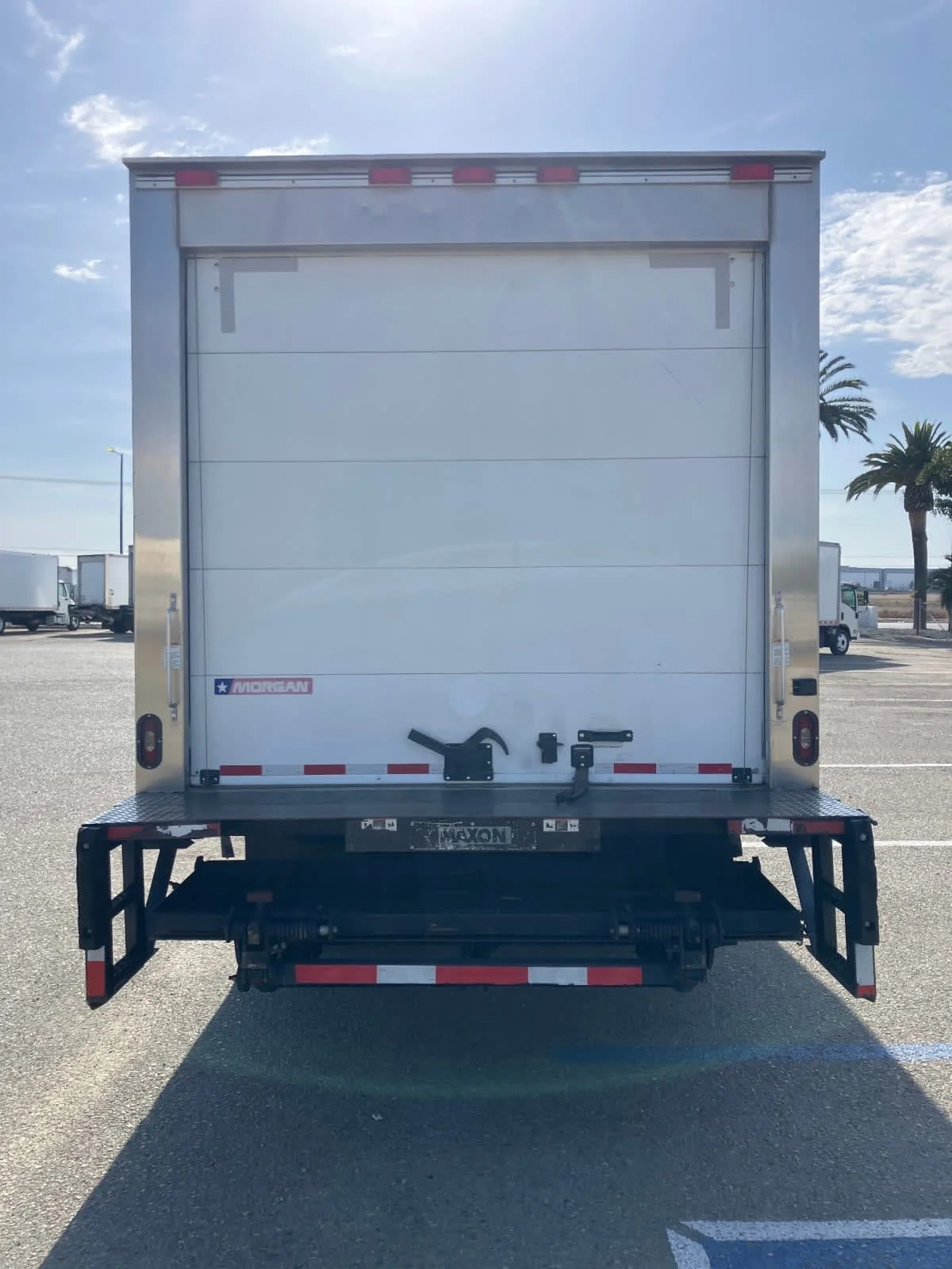2017 Isuzu NQR in San Diego, CA — photo 5