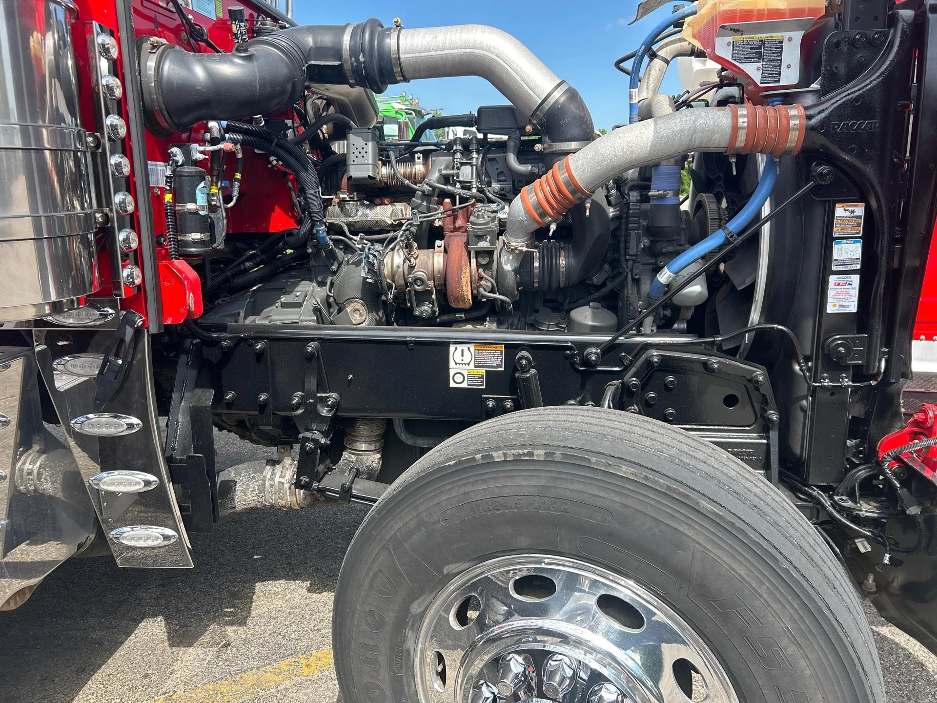 2023 Peterbilt 389 in Etna, OH — photo 11