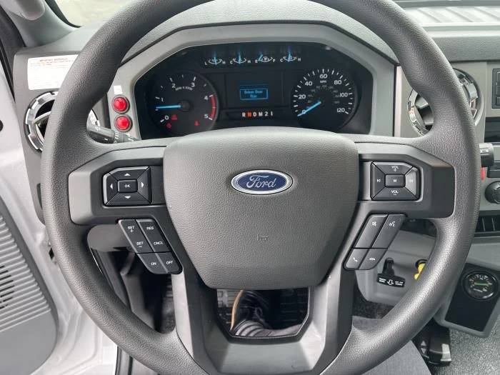 2027 Ford F-750 — photo 22