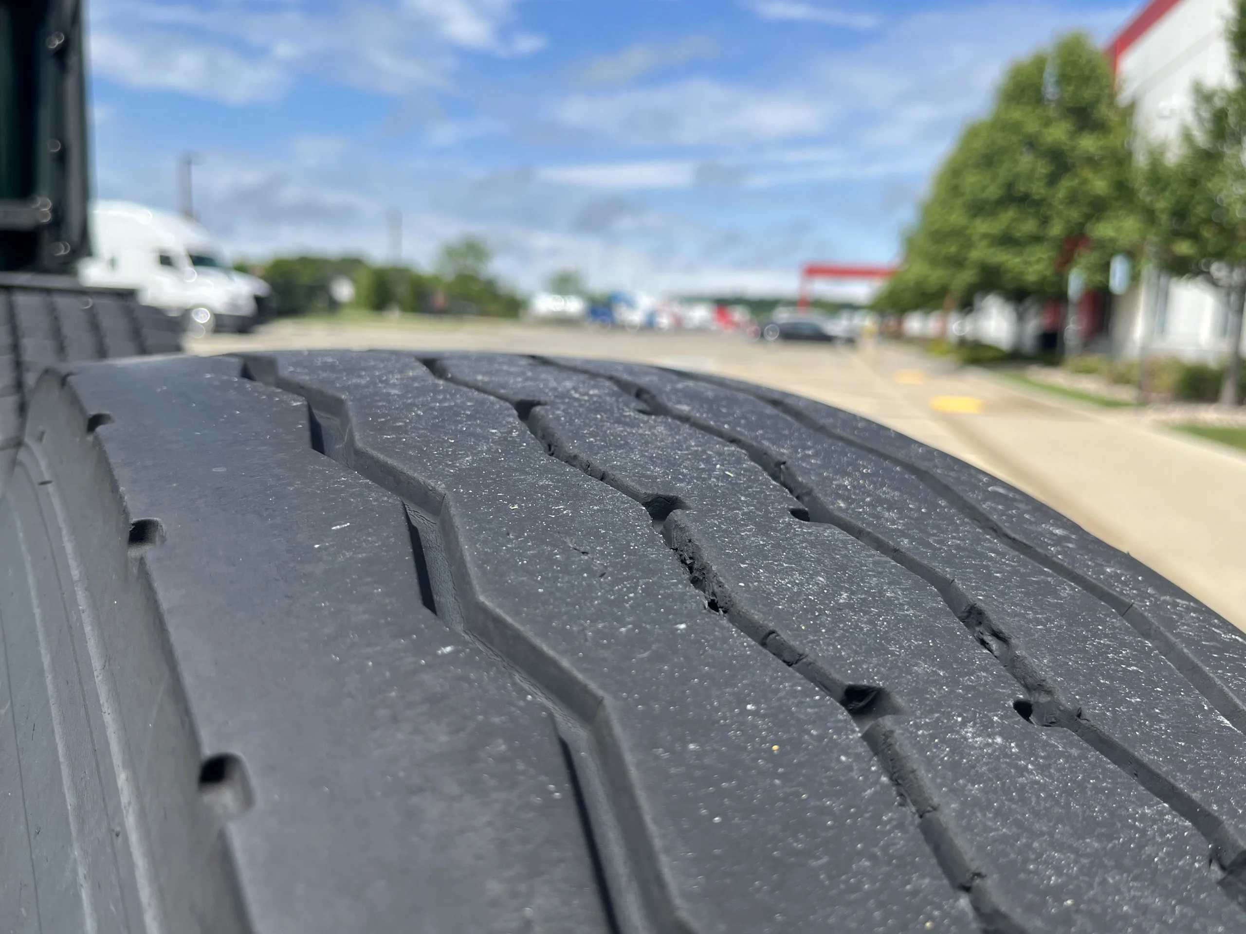2022 Freightliner Cascadia in Milwaukee, WI — photo 6