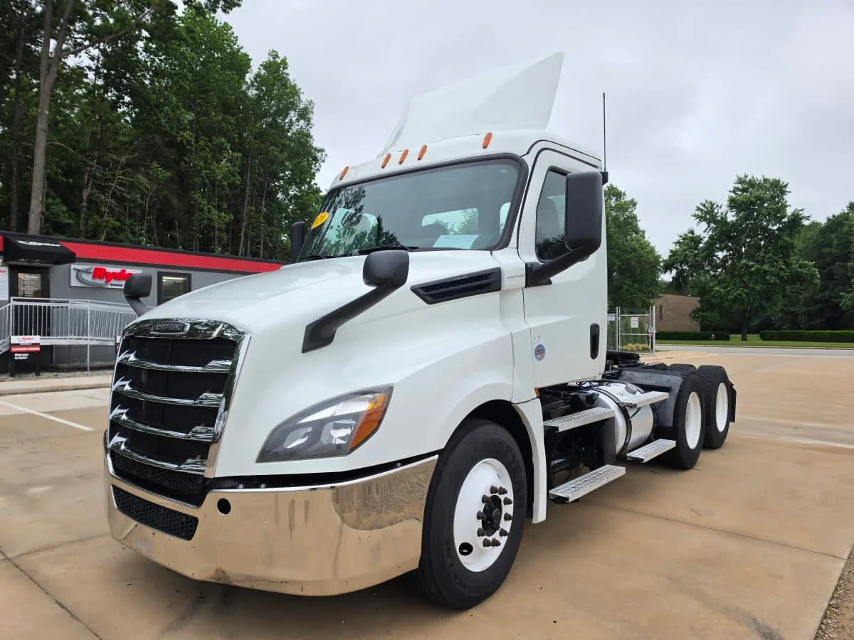 2020 Freightliner Cascadia in Greensboro, NC