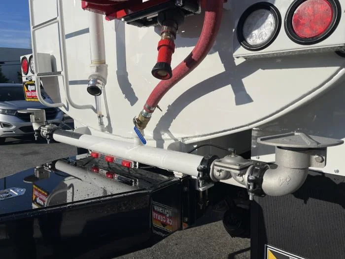 2026 Ford F-750 — photo 17