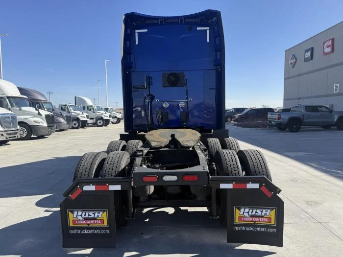 2022 Peterbilt 579 in Pontoon Beach, IL — photo 5
