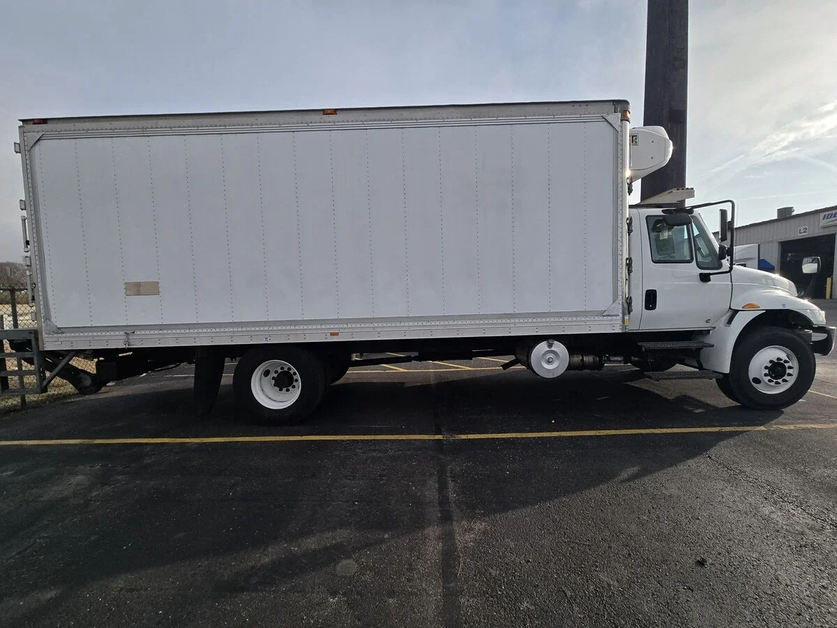 2019 International 4300 in Austin, IN