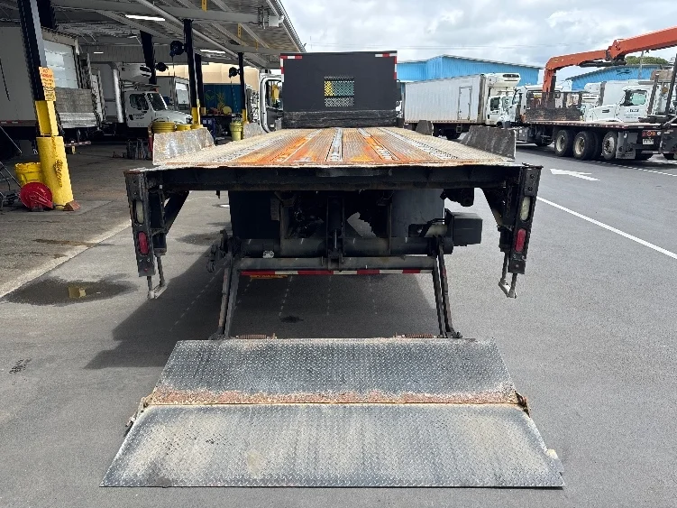 2018 Freightliner M2 106 - image 9