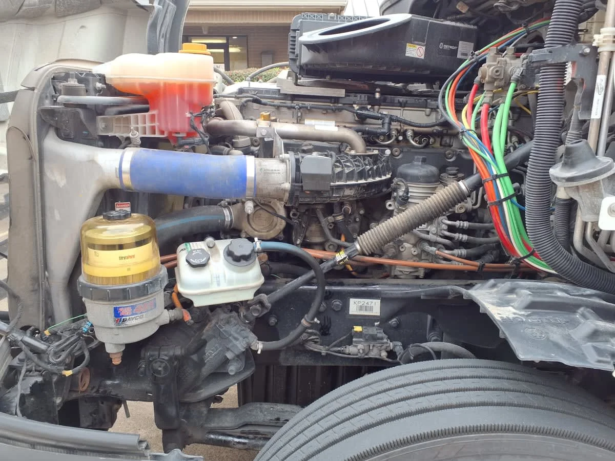 2020 Freightliner Cascadia - image 9