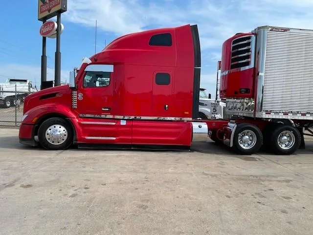 2026 Peterbilt 579 - image 6