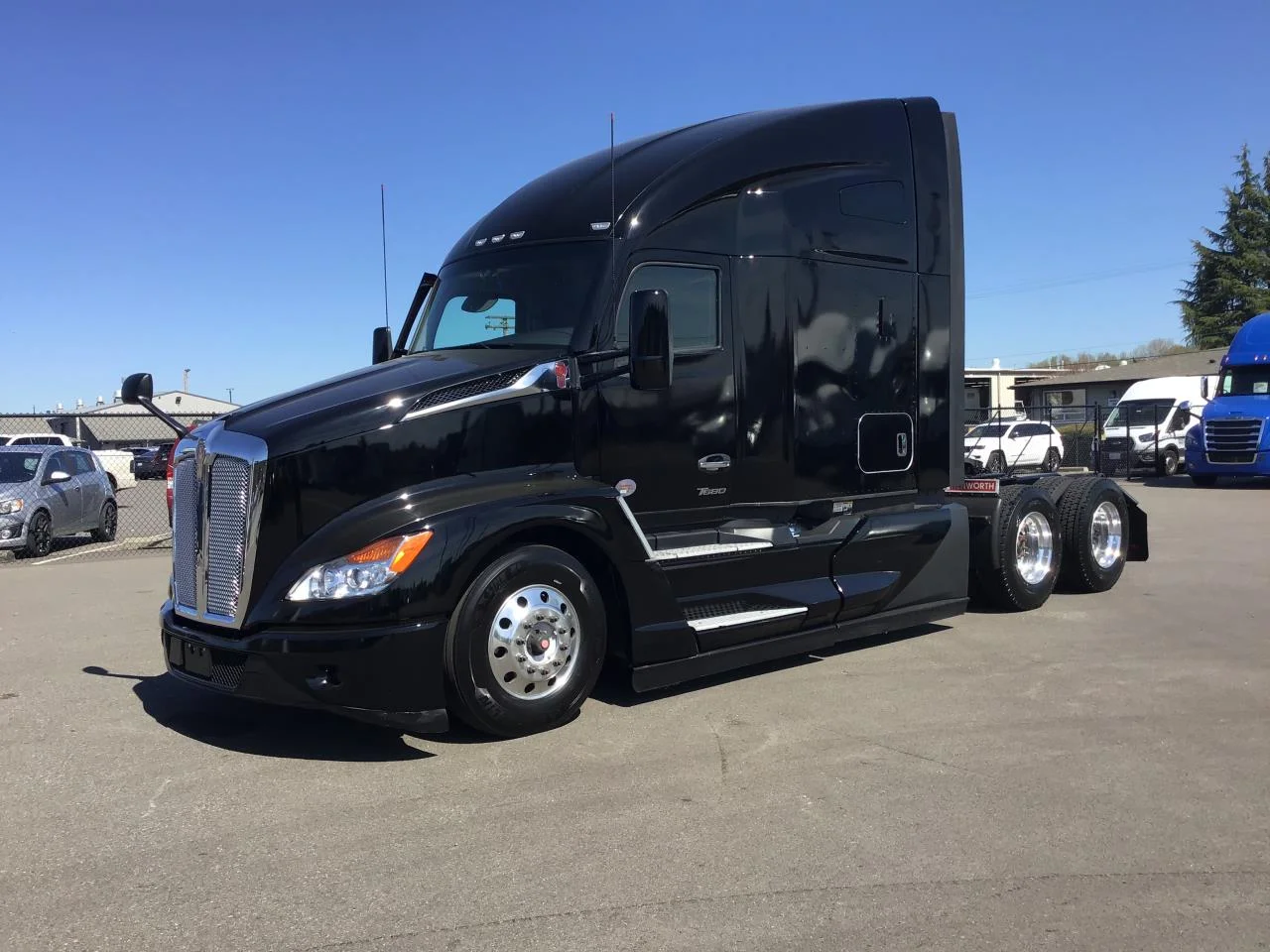 2023 Kenworth T680 in Pacific, WA