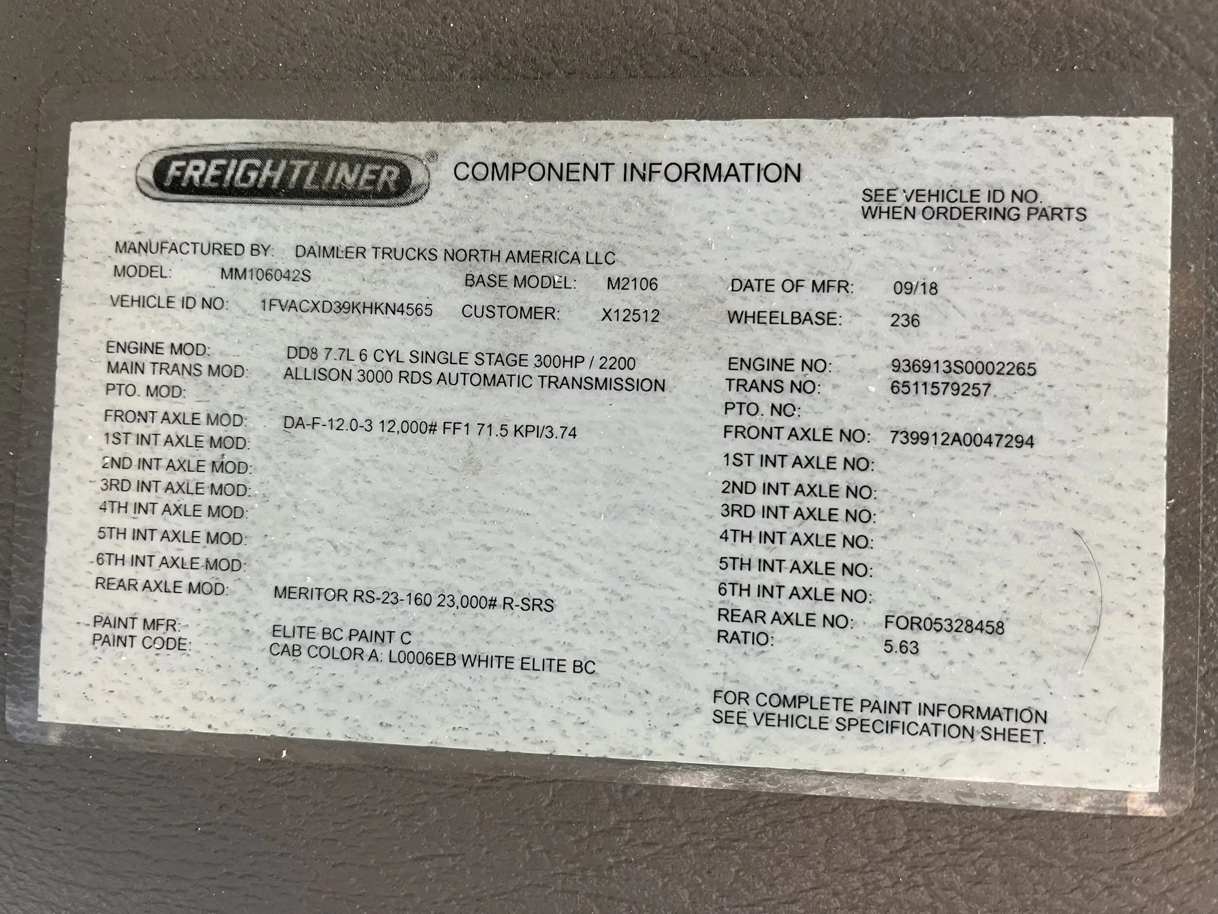 2019 Freightliner M2 106 - image 6