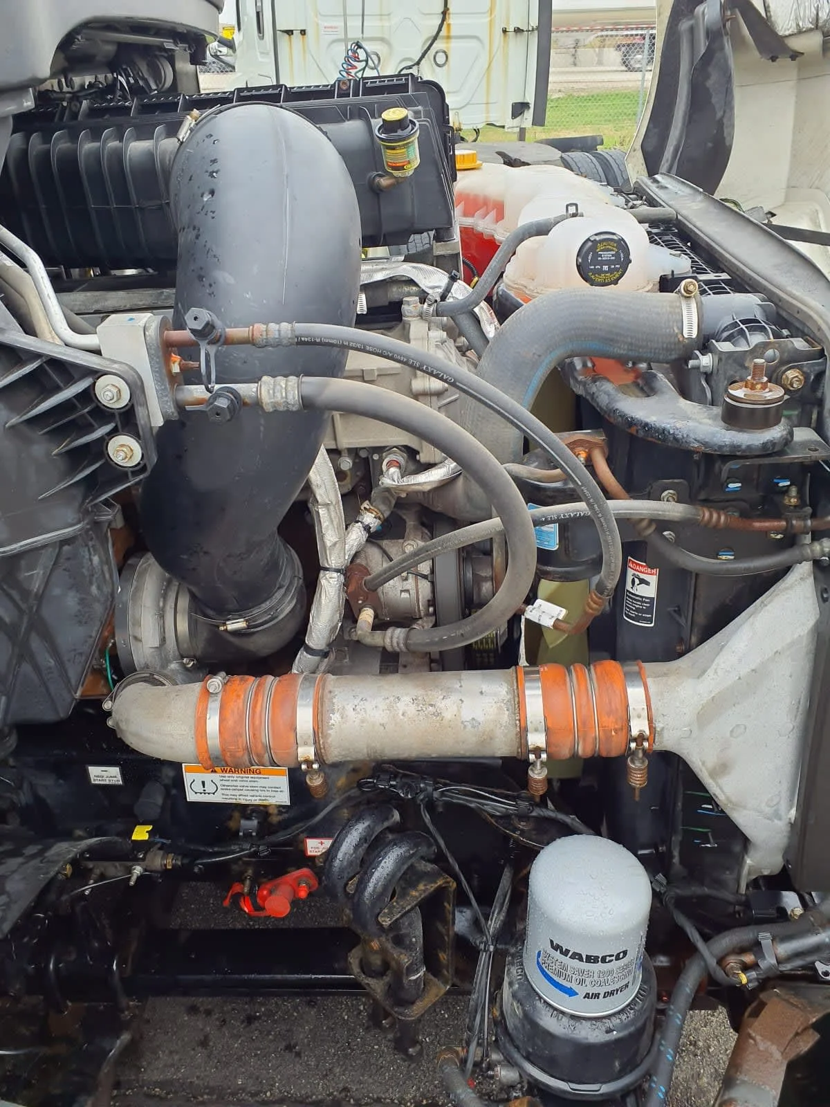 2021 Freightliner Cascadia in Bolingbrook, IL — photo 12