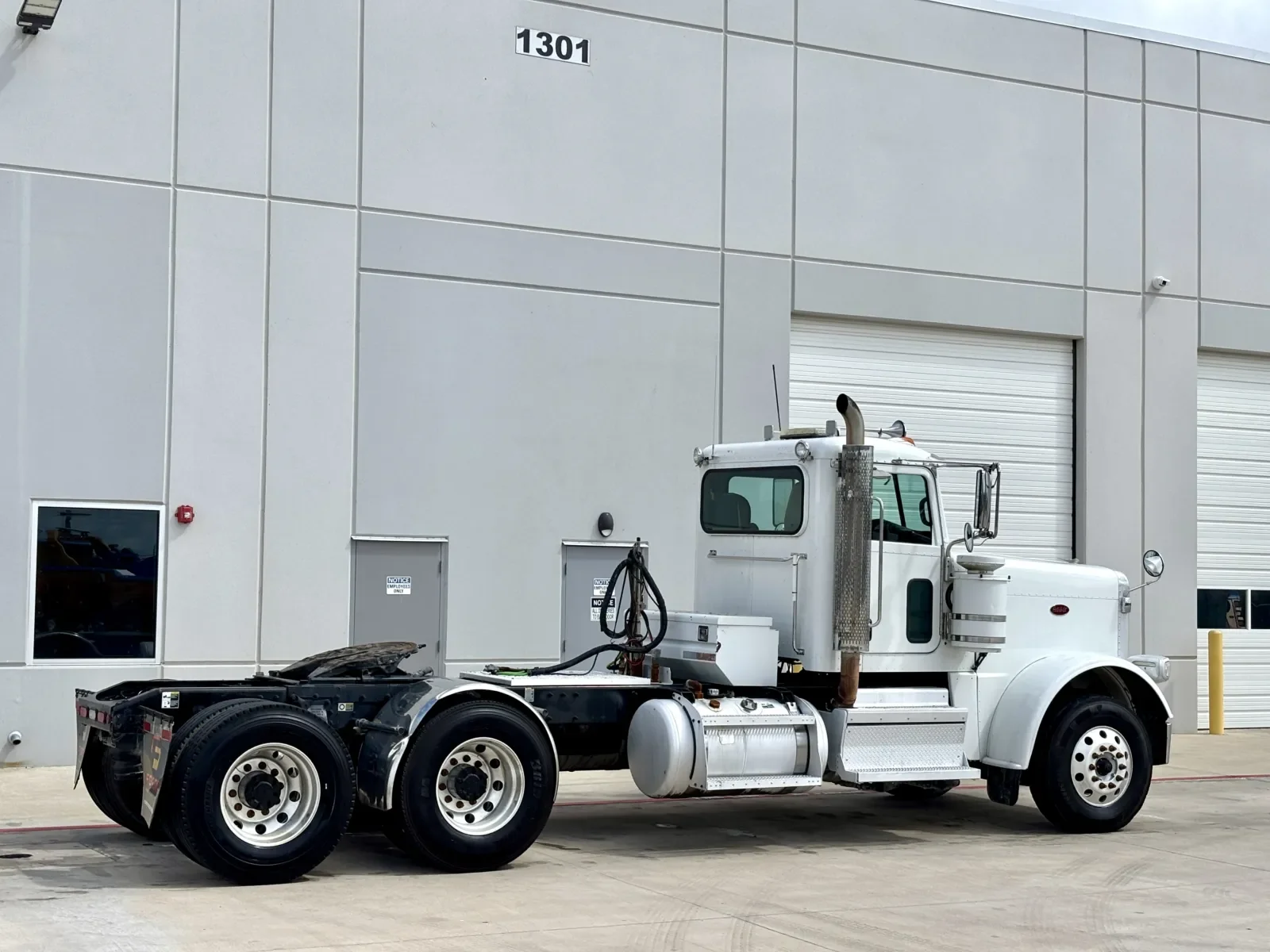 2018 Peterbilt 389 in Hutchins, TX — photo 5