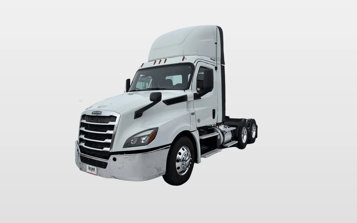 2019 Freightliner - image 1