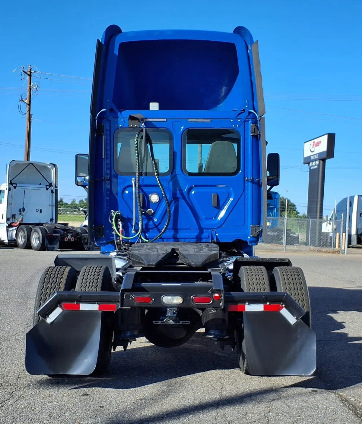 2019 Freightliner Cascadia in Memphis, TN — photo 5