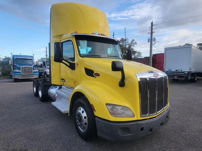 2021 Peterbilt 579 - image 5