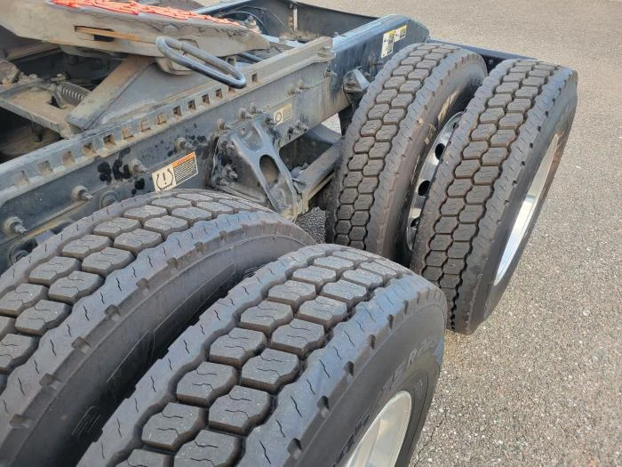 2021 Peterbilt 579 in Jacksonville, FL — photo 12