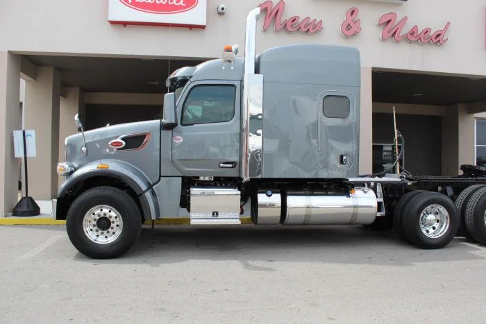 2025 Peterbilt 567 — photo 5
