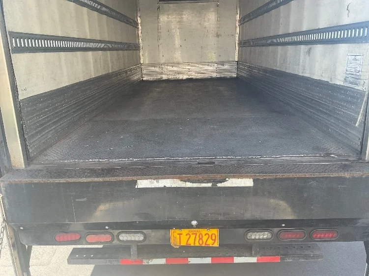 2019 Isuzu NQR in Torrance, CA — photo 10