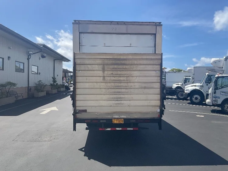2019 Isuzu NQR in Torrance, CA — photo 7