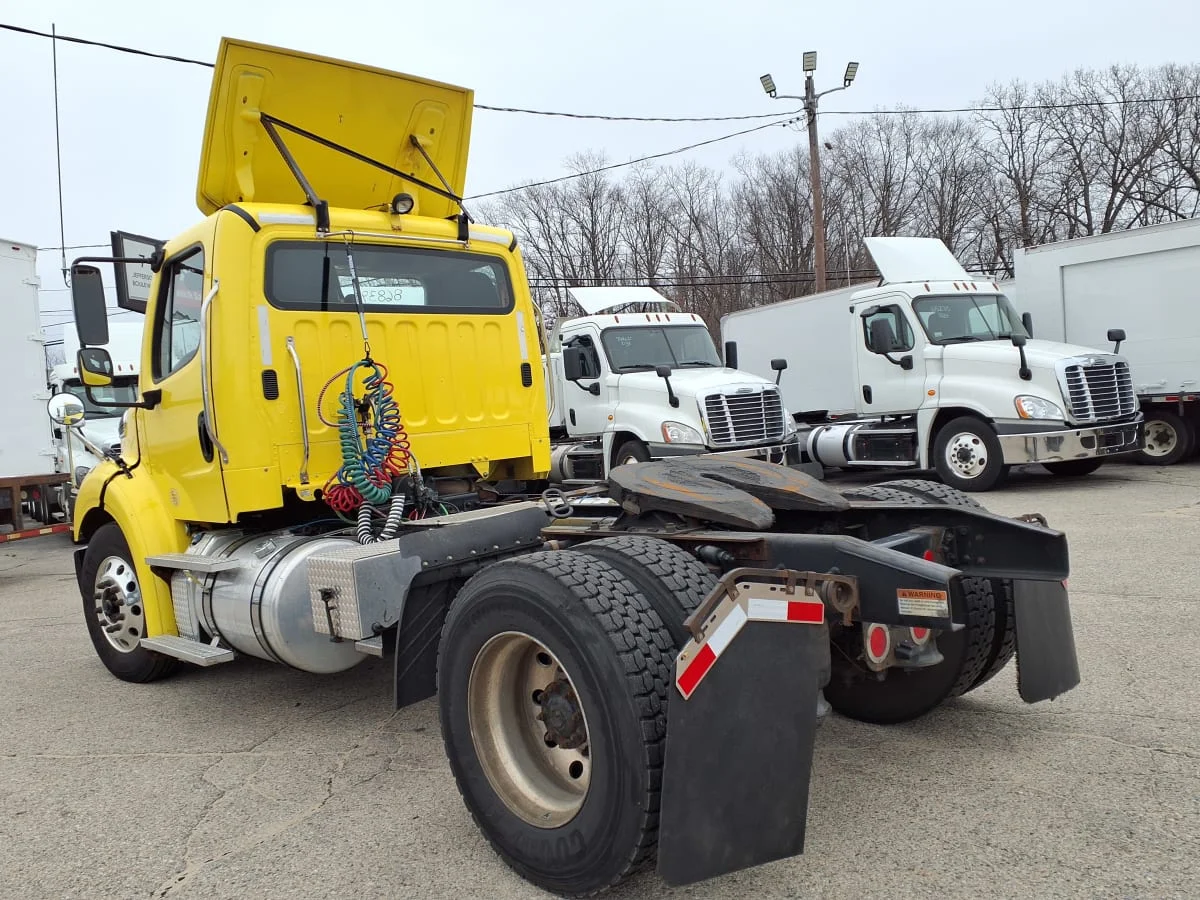 2019 Freightliner M2 112 - image 6