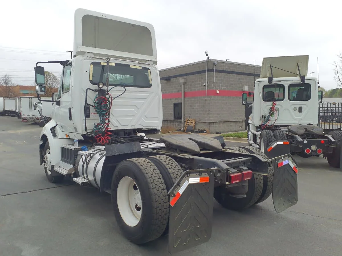 2018 International ProStar - image 6